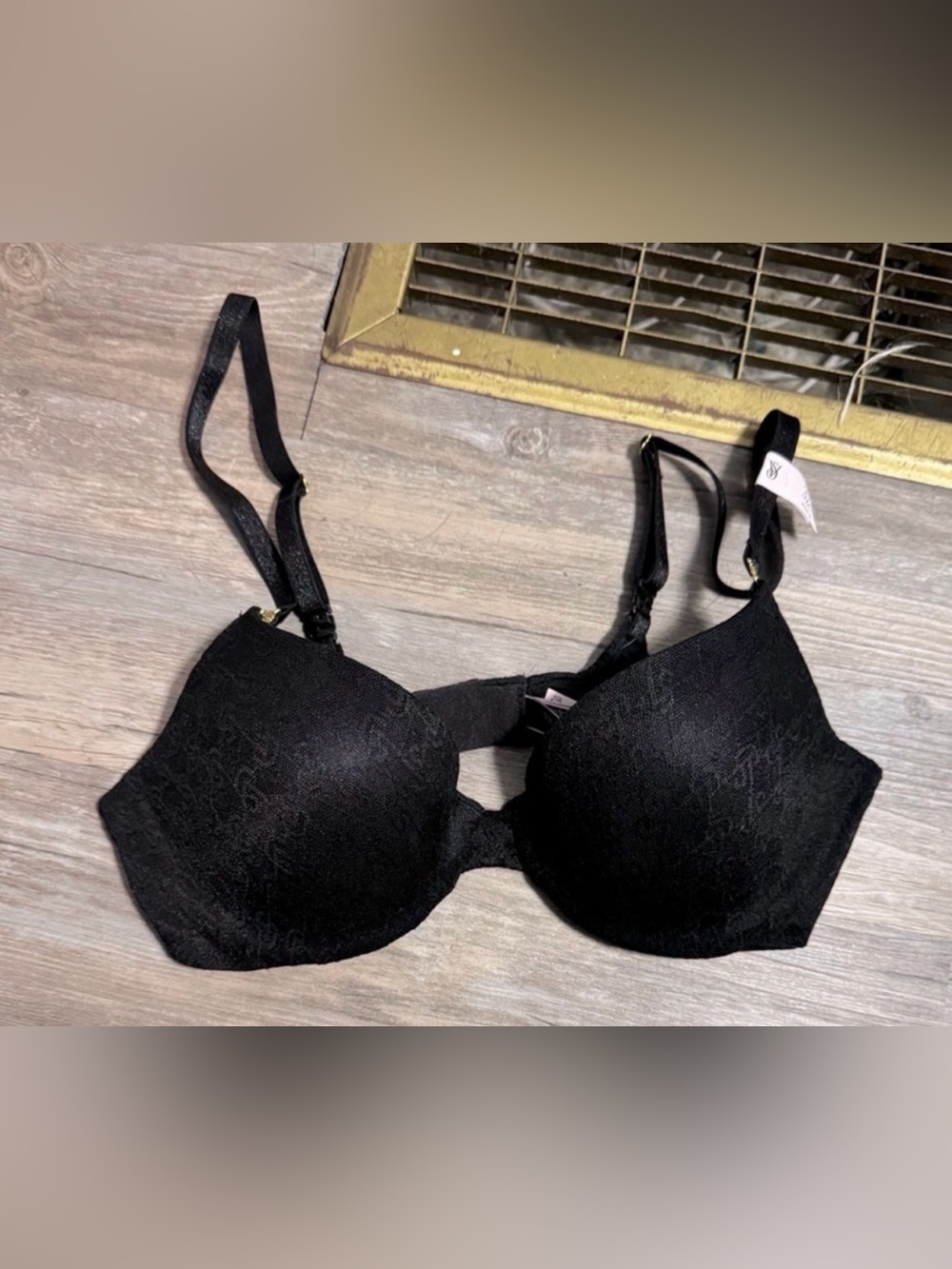 Victoria’s Secret Very Sexy Demi Black Bra Size 32C